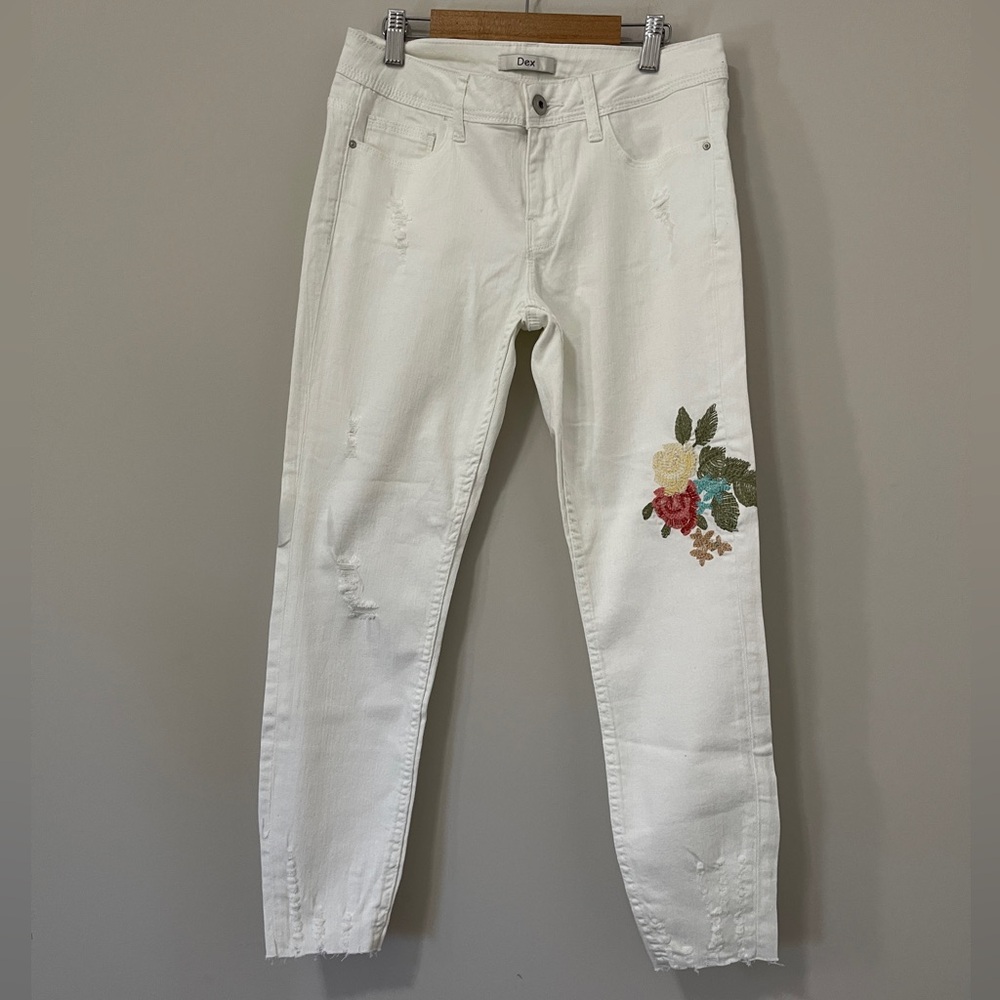 Dex Womens Jeans Size 27 White Floral Embrodiered Distressed Denim